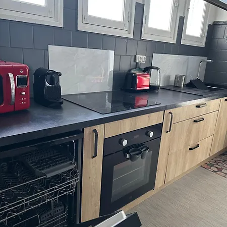 Appartamento Rosalie - Terrasse Bbq - Clim, Parking Privé&wifi Speciale